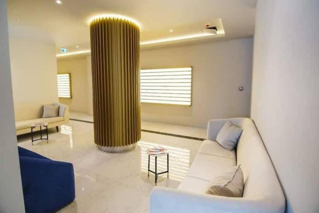 Luxury Aparthotel In Orbi City Sea View Батуми Екстериор снимка