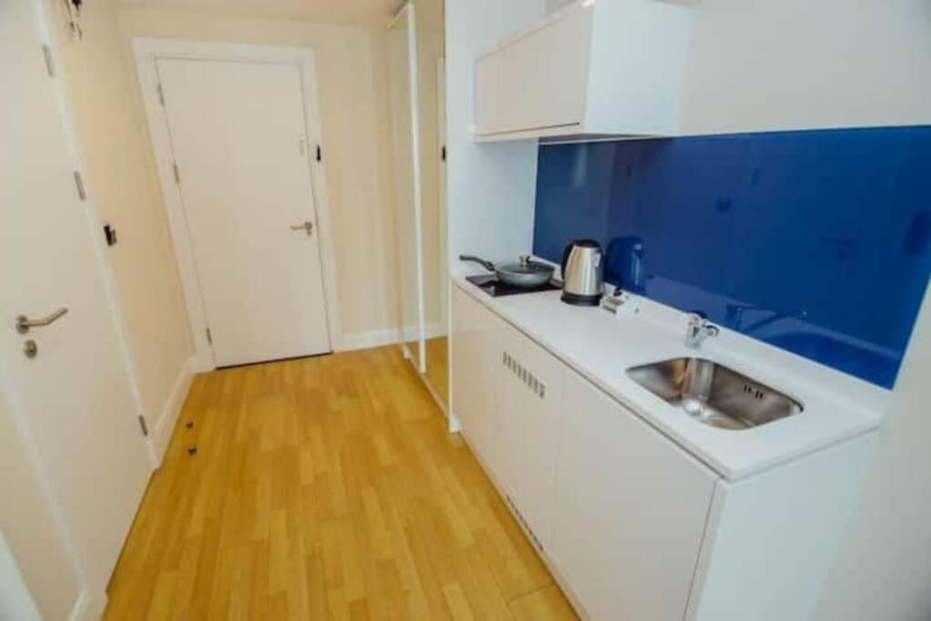 Luxury Aparthotel In Orbi City Sea View Батуми Екстериор снимка